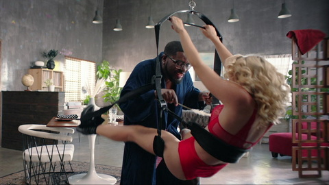 Pic: Sarah Polednak in Bromates (2022)