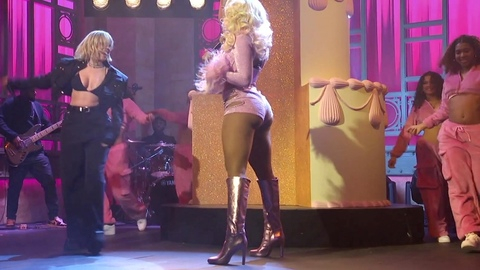 Pic: Megan Thee Stallion in Saturday Night Live (1975)