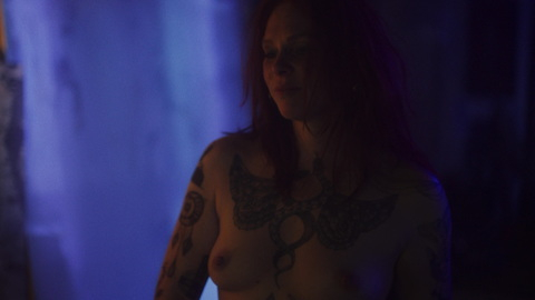 Pic: Henny Reents in Black Butterflies