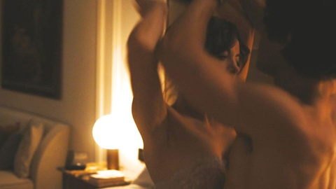 Pic: Aubrey Plaza in The White Lotus