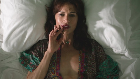 Pic: Carla Gugino in Leopard Skin