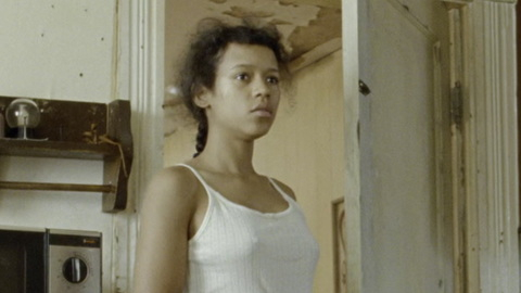 Pic: Taylor Russell in Bones and All