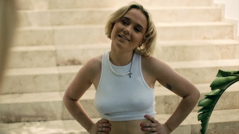 Pic: Molly Jackson-Shaw in Mood