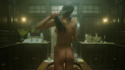 Pic: Emma Corrin in Lady Chatterley's Lover (2022)