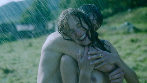 Pic: Emma Corrin in Lady Chatterley's Lover (2022)