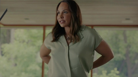 Pic: Amanda Brugel in Sort Of