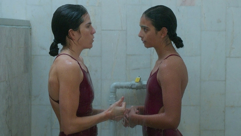 Pic: Karla Souza in Dive