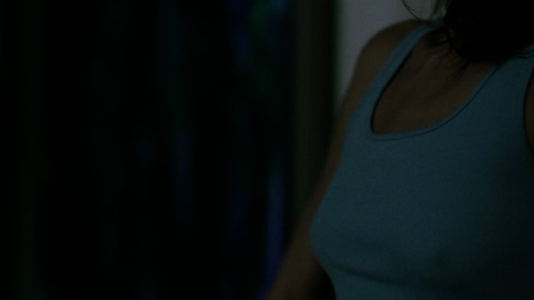 Pic: Sosie Bacon in Smile