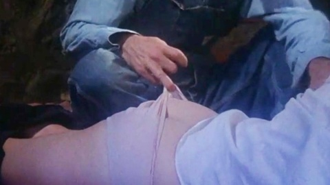 Pic: Suzanne Lund in Schoolgirls in Chains