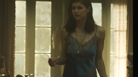 Pic: Alexandra Daddario in Anne Rice's Mayfair Witches