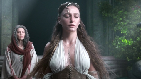 Pic: Serenay Sarıkaya in Shahmaran