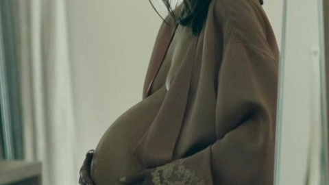 Pic: Emilia Clarke in The Pod Generation