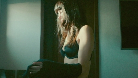 Pic: Jenna Lyng Adams in Presence (2022)