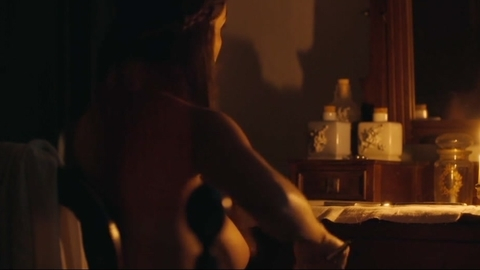 Pic: Bárbara Branco in O Crime do Padre Amaro