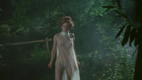 Pic: Paola Natale in The Night Evelyn Came Out of the Grave