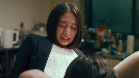 Pic: Akari Fukunaga in Hand