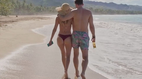 Pic: Stephanie Cayo in Amalgama