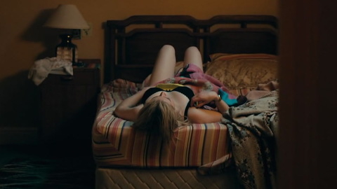 Pic: Thomasin McKenzie in Totally Completely Fine