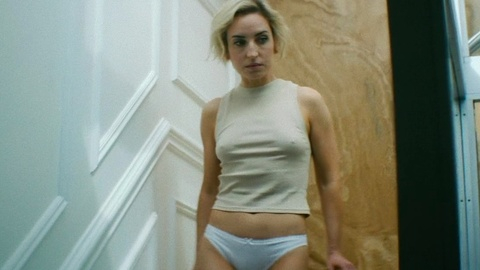 Pic: Zoe Lister-Jones in Slip (2023)