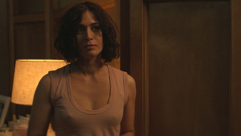 Pic: Lizzy Caplan in Fatal Attraction