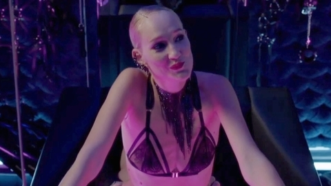 Pic: Polina Sidikhina in Russian Affairs