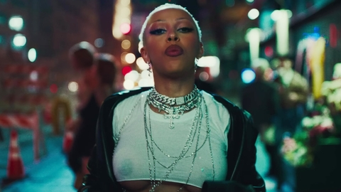 Pic: Doja Cat in Attention