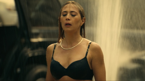 Pic: Bonnie Discepolo in Hypnotic