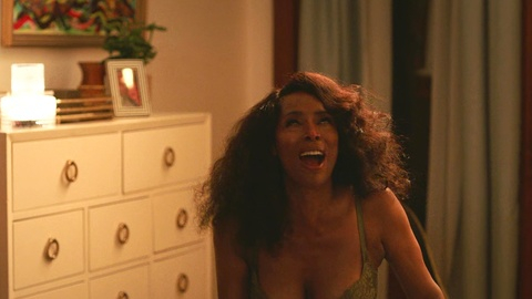 Pic: Tasha Smith in Survival of the Thickest