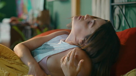 Pic: Lucy Hale in Puppy Love