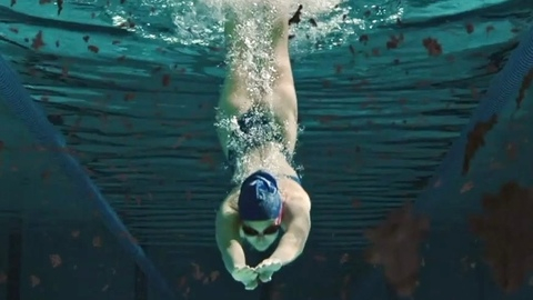 Pic: Aurora Giovinazzo in L'uomo sulla strada