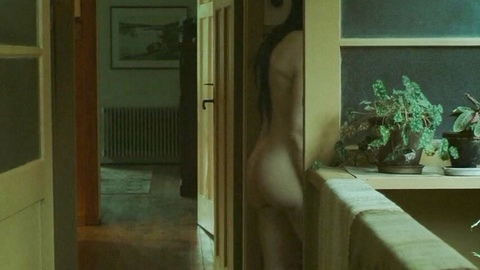 Pic: Mía Maestro in The Cow Who Sang a Song into the Future