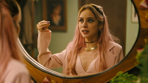 Pic: Azul Guaita in F#Ck1Ng Social Media