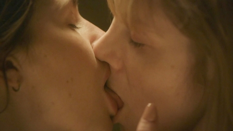 Pic: Amandine Noworyta in Between Us