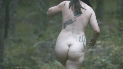 Pic: Yanna Rüger in At Night All the Cats Are Black