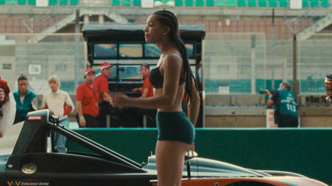 Pic: Manon Bresch in Wingwomen