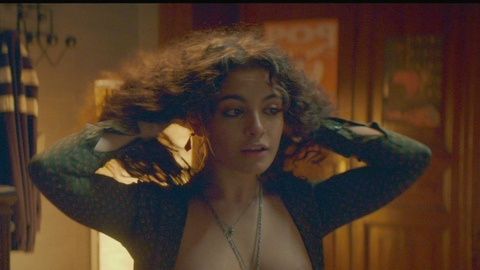 Pic: Aurora Giovinazzo in Nuovo Olimpo