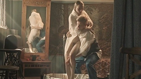 Pic: Mariya Lisovaya in The Darkest Hour