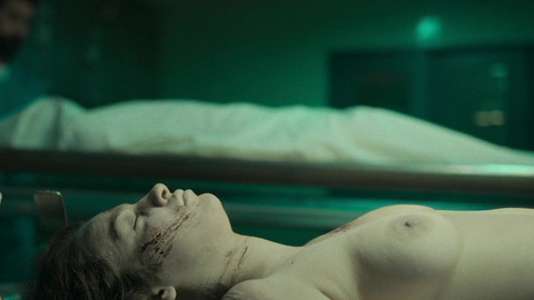 Pic: Lara Tremouroux in Killer Vacation