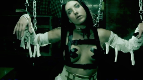 Pic: Kaila Spargo in Beneath the Old Dark House