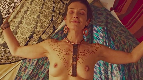 Pic: Anna Popova in Sekrety semeynoy zhizni