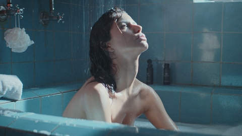 Pic: Beren Saat in Last Call for Istanbul