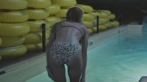 Pic: Liliane Skelly in Billie Blue