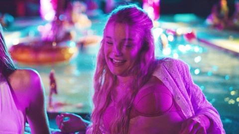 Pic: Pommelien Thijs in High Tides