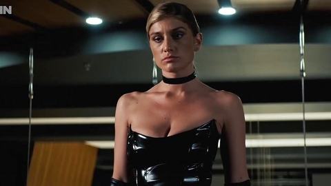 Pic: Nino Ninidze in Life on Call