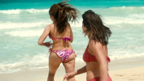 Pic: Gabrielle Creevy in Three Women