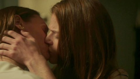 Pic: Rose Leslie in Vigil