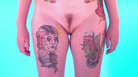 Pic: Hannah Louise Smith in Naked Attraction
