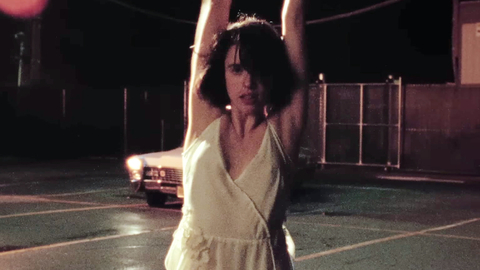 Pic: Margaret Qualley in Tiny Moves