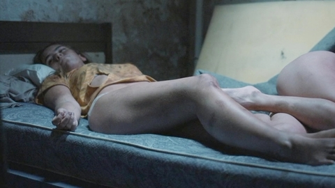 Pic: Estefi Merelles in La Madre