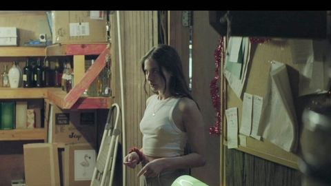 Pic: Willa Holland in The Dirty South